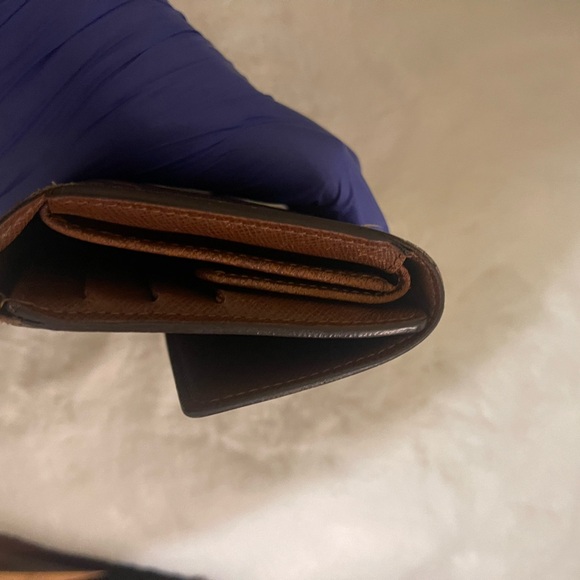 Authentic Louis Vuitton Monogram - Picture 7 of 16